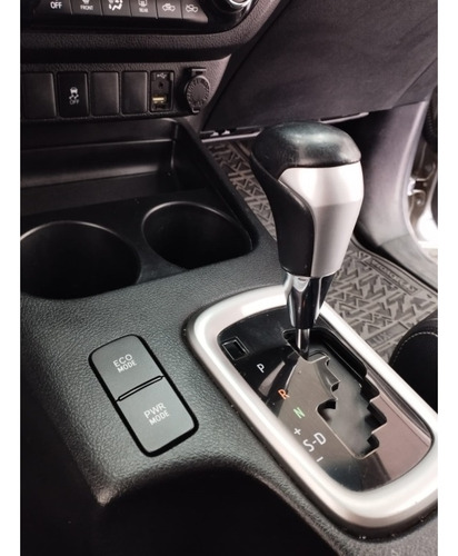Toyota Hilux 2.8 SRV 4X4 CD 16V DIESEL 4P AUTOMÁTICO