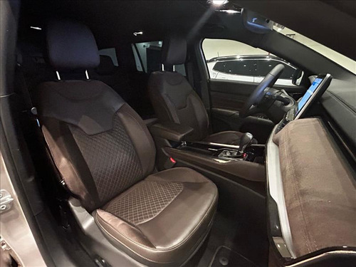 Jeep Commander 1.3 T270 Turbo Overland