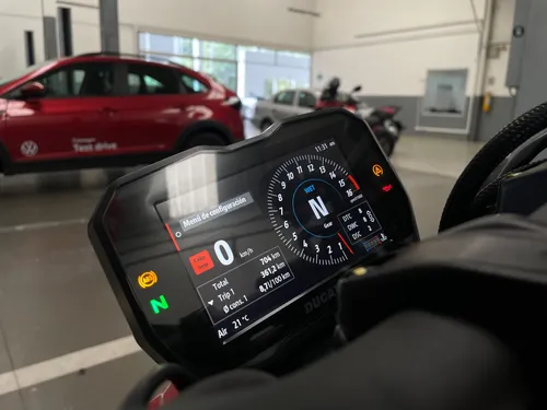 Ducati Streetfighter V4 S