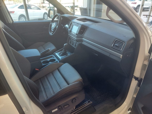 Imagen 10 de 17 de Volkswagen Amarok Highline 4x2 At 2.0 #dm