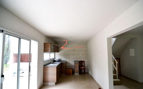 Casa Minimalista En Pinares. Excelente Oportunidad!- Ref: 5485