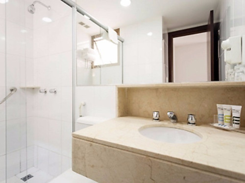 Imagem 15 de 15 de Flat Em Cavaleiros, Macaé/rj De 45m² 1 Quartos À Venda Por R$ 220.000,00 - Fl596654-s