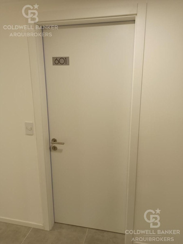 Apartamento De 2 Dormitorios En Alquiler En Centro