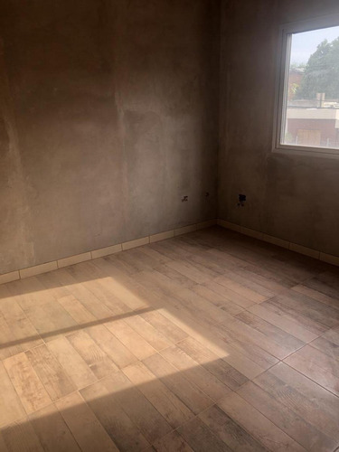 Imagen 17 de 24 de Condominio - Casa Duplex - Venta - Castelar Norte - 3 Ambientes