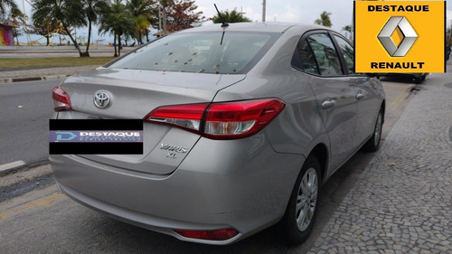 Imagem 3 de 10 de Toyota Yaris Xl