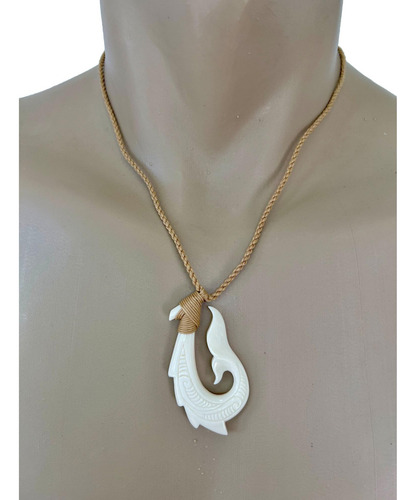 Collar Con Colgante De Cola De Ballena Con Anzuelo De Hueso