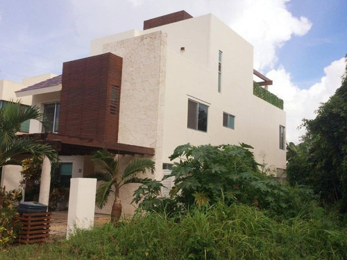 Imagen 2 de 13 de Magnífica Casa En Venta En Residencial Cumbres Cancún C2672