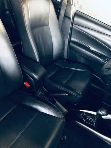 Imagem 9 de 15 de Toyota Yaris Hb Xs 15 At 2019