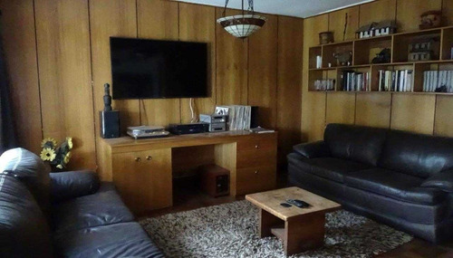 Excelente Casa En Barrio Consolidado 450 M² De Terreno.