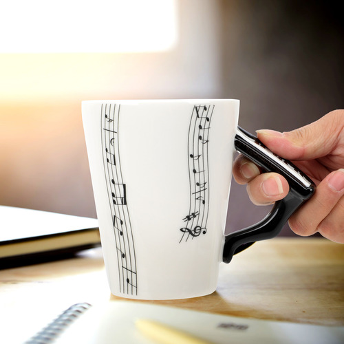 Taza De Agua Doméstica Diseñada Para Instrumento Musical, Ta