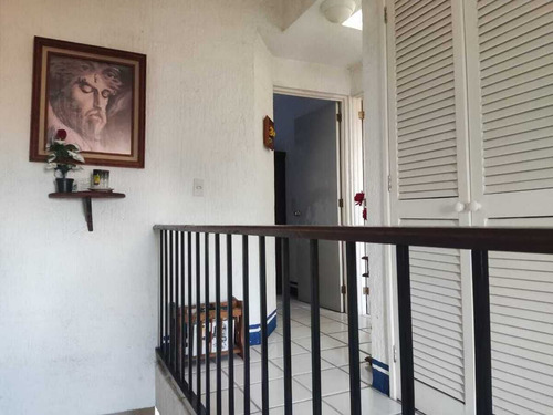 Casa En Condominio En Venta En Fraccionamiento Burgos, Temixco, Morelos.
