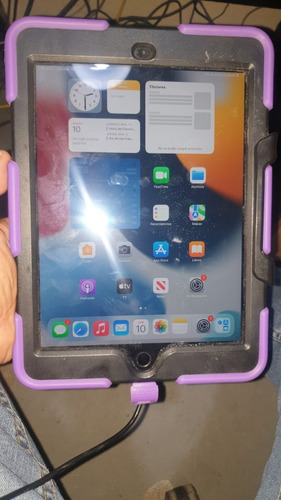 iPad Apple 5th Generation 9.7 32gb Space Gray (Usado)