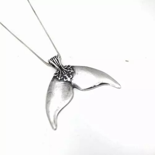 Pingente Berloque Cauda De Sereia Com Detalhes Prata 925