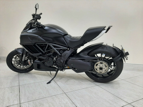 Ducati Diavel Dark