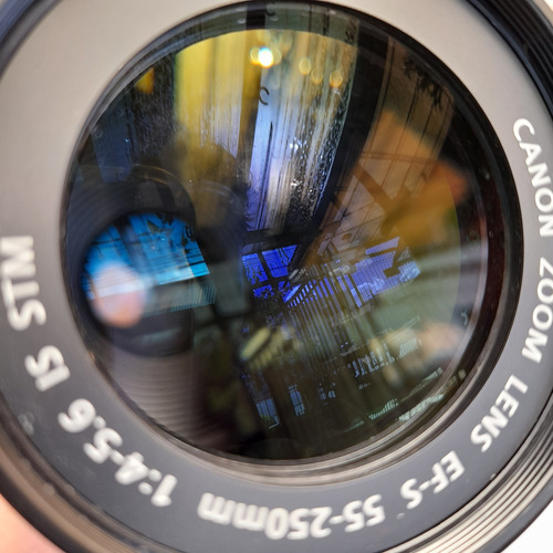 Imagem 3 de 10 de Lente Canon Efs 55-250 1:4 5.6 Is Stm Stabilizer E Macro