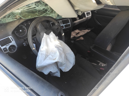 Volkswagen Bora Tdi Chocado Listo Para Transferi