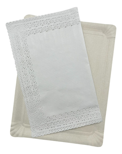 Bandejas Rectangulares Con Blonda 28.5x22 Cm. (24 Unid)