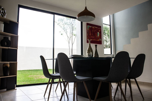 Imagen 5 de 30 de Casa En Renta En Mérida, Conkal En Priv. Cumbres Novonorte,