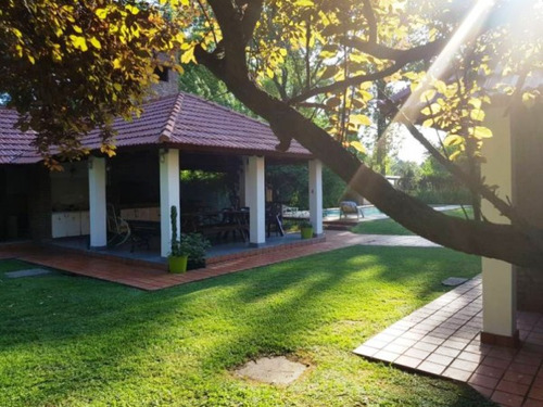Imagen 9 de 18 de Casa Dos Dormitorios Funes