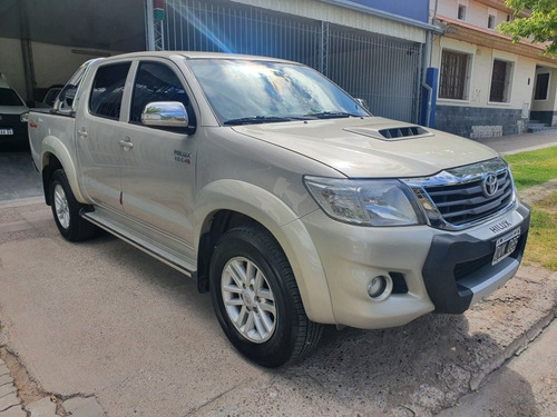 Toyota Hilux 3.0 Cd Srv Cuero 4x4 5at - A4 2015
