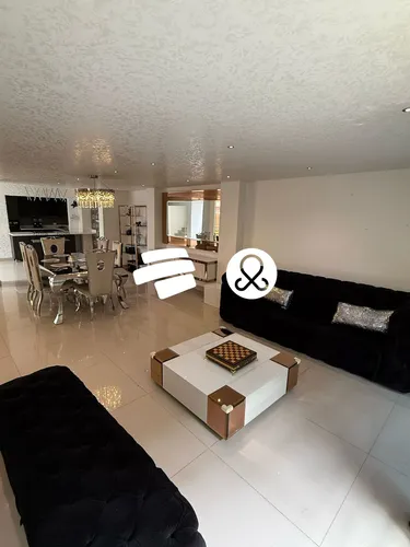 Vive El Lujo Y La Exclusividad En El Corazón De Laureles