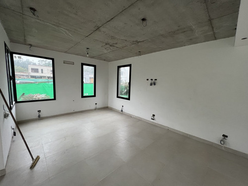 Imagen 5 de 16 de Casa En Venta En Ingeniero Adolfo Sourdeaux