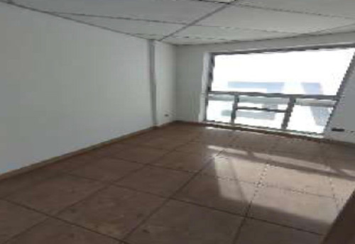 Imagen 7 de 12 de Oficina Con Excelente Ubicación En Providencia