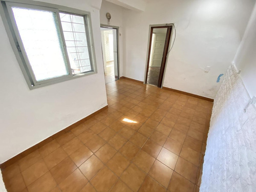 Imagen 8 de 19 de Ph Para Reciclar - 2 Ambientes Con Patio Y Terraza