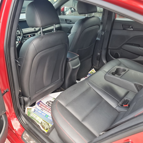 Imagen 7 de 11 de Hyundai Elantra Sport Turbo