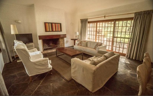 Venta De Casa 3 Dormitorios En Solana, Punta Del Este.