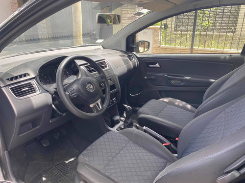 Imagen 9 de 18 de Volkswagen Fox 2013 1.6 Comfortline 3 P