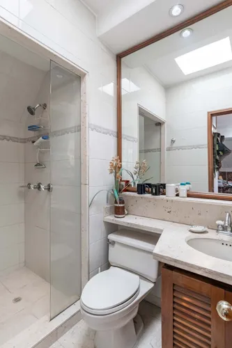 Apartamento En Venta En El Chicó. Cod V19948
