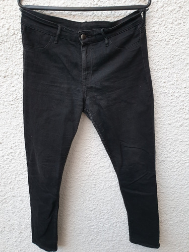 Pantalon Negro Elastizado Denim Talle 30.