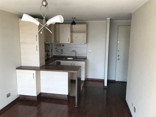 Departamento En Arriendo De 2 Dormitorios En Santiago