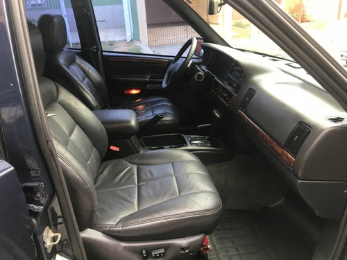Imagem 9 de 15 de Jeep Grand Cherokee Limited 5,2 V8 Automático