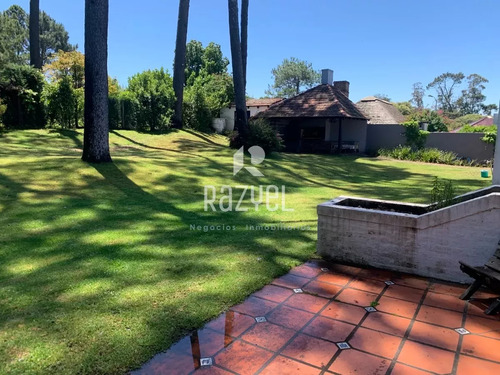 Casa 4 Dormitorios, 4 Baños Beverly Hills