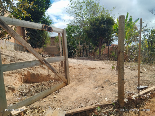 Vende-se Lote 360 Metros Com Casa