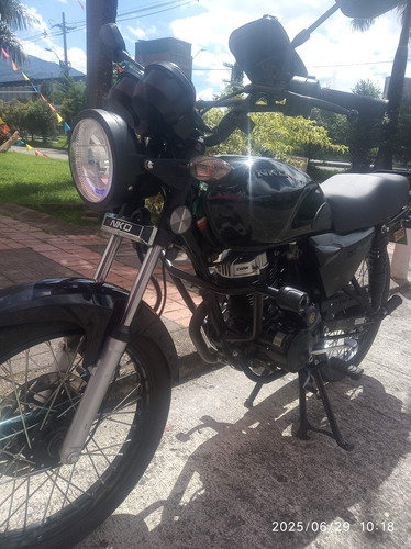 Akt Nkd 125 Negra En Garantía, Placa 0, Incluye Traspaso
