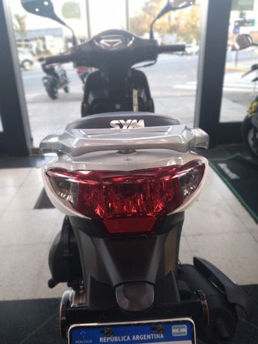Imagen 5 de 17 de Sym Symphony 125 Scooter R16 Usado Igual A Okm Agrobikes