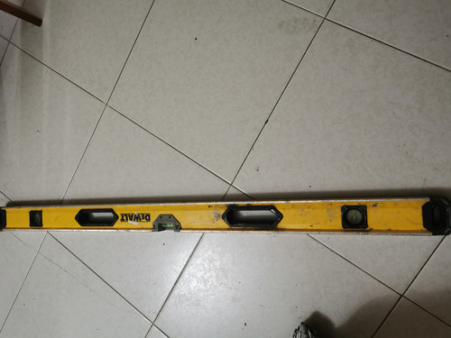 Nivel De Burbuja Dewalt Dwht43003 120 Cm