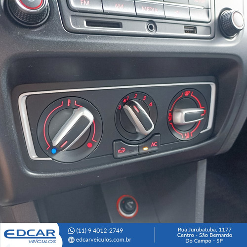 Volkswagen Fox ROCK IN RIO 1.6 MI TOTAL FLEX 8V 5P