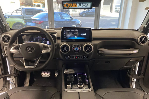 BAIC Bj40 Plus 2.0T 4Wd