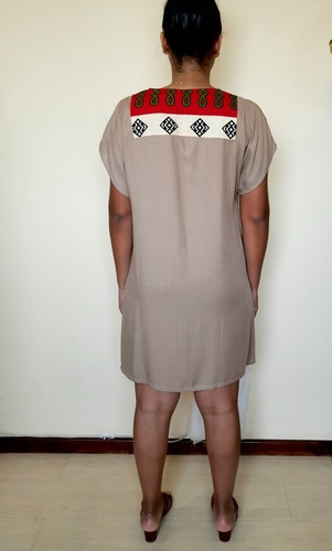 Imagem 5 de 5 de Vestido Feminino Tecido Curto Hanna
