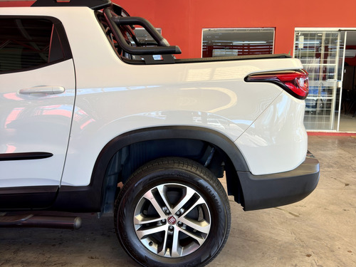 Fiat Toro 2.0 16V TURBO DIESEL FREEDOM 4WD AT9
