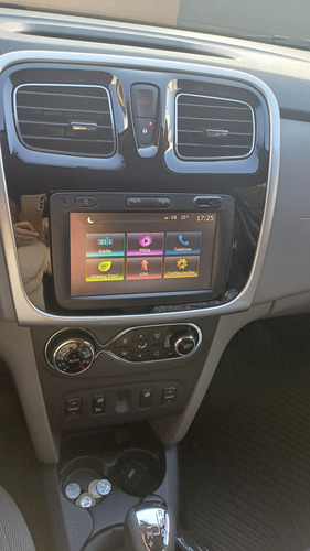Renault Logan 1.6 16v Dynamique Sce Easy-r 4p