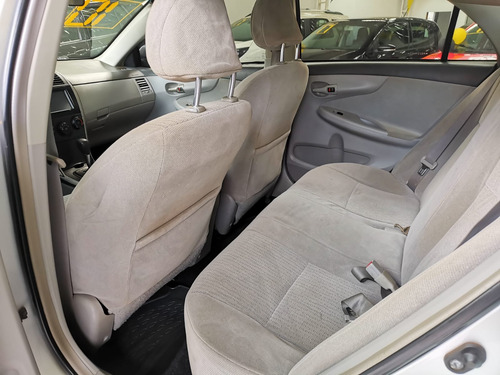 Toyota Corolla 1.8 16v Xli Flex Aut. 4p