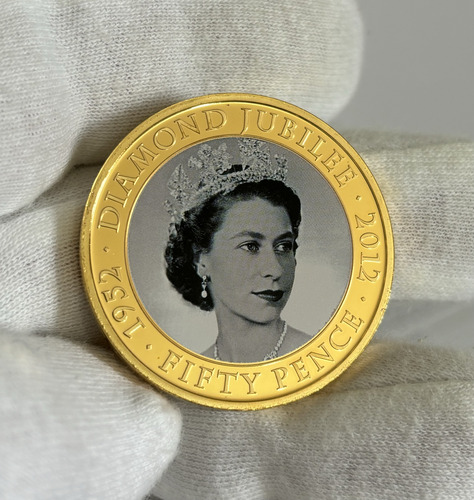 Moeda Oficial Banhada Ouro 24k Rainha Elizabeth 2011 Jersey