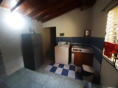 Habitación En Arriendo Para Persona Sola En El Barrio Villa Hermosa