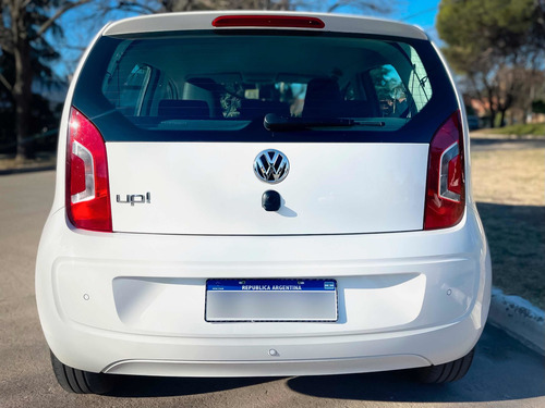 Imagen 5 de 12 de Volkswagen Up! 2017 1.0 High Up! 75cv 5 P