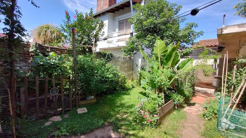 Imagen 13 de 16 de Casa 3 Ambientes 160 M² Cub. C/ Cochera - Villa Luzuriaga